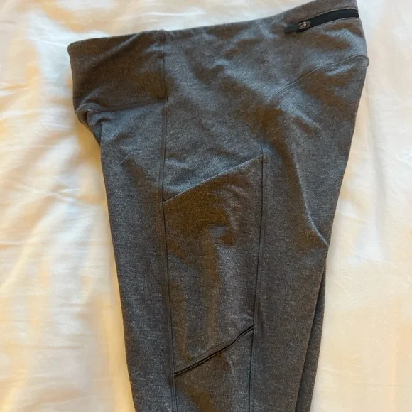 lululemon athletica Charcoal Gray Workout Leggings - Picture 3 of 5